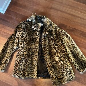 Size M a new day faux fur leopard cheetah coat EUC